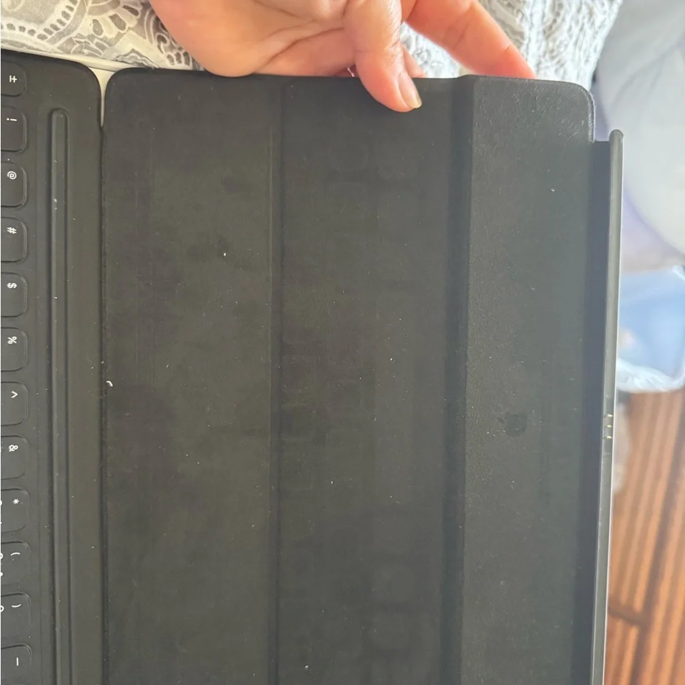 Apple iPad Smart Keyboard - Black